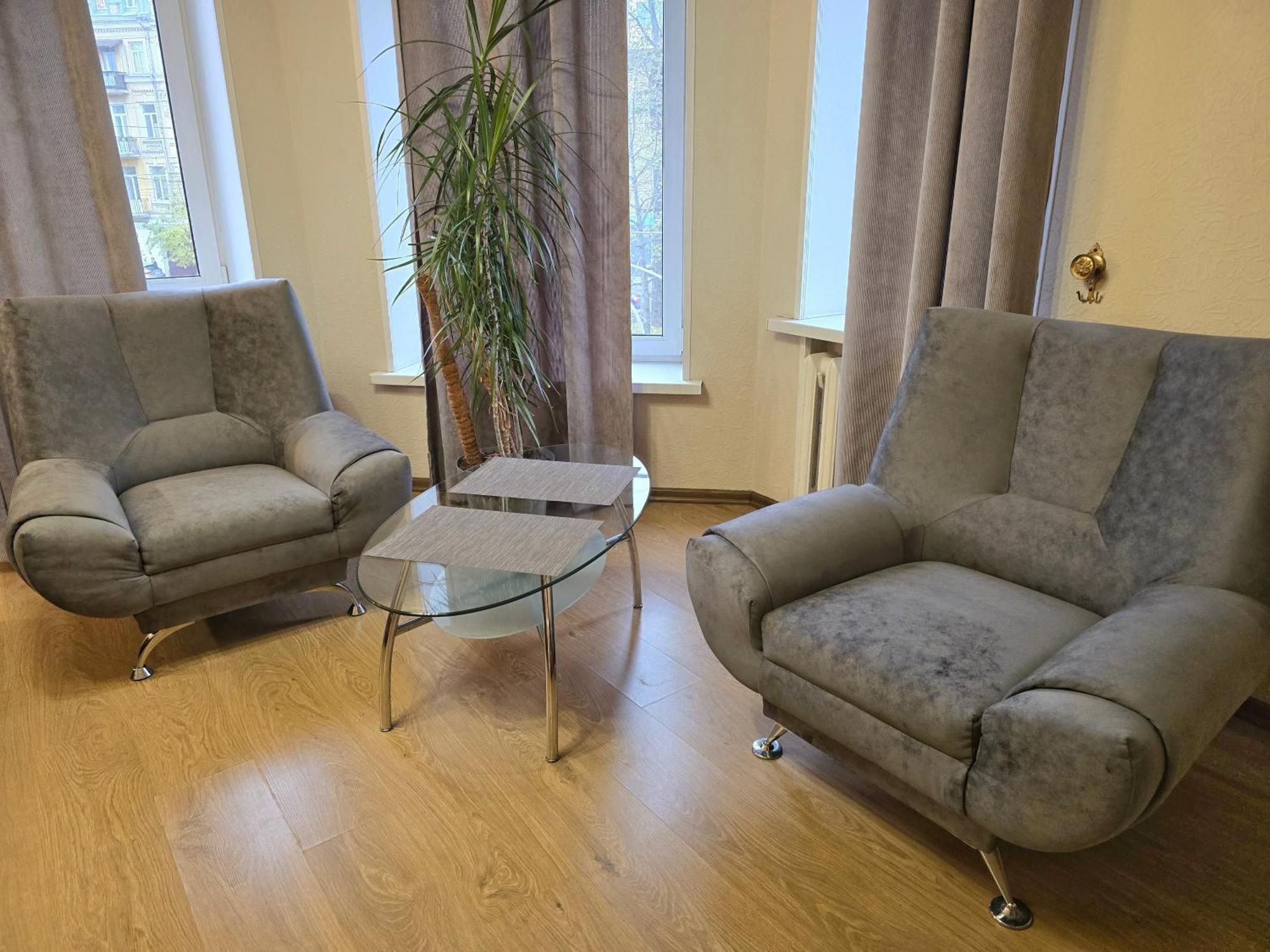 Home Hotel Apartments On Kontraktova Ploshcha Киев Экстерьер фото