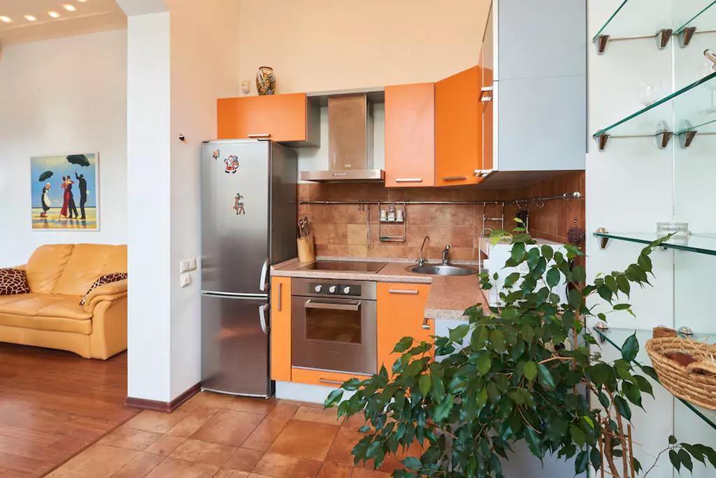 Home Hotel Apartments On Kontraktova Ploshcha Киев Экстерьер фото